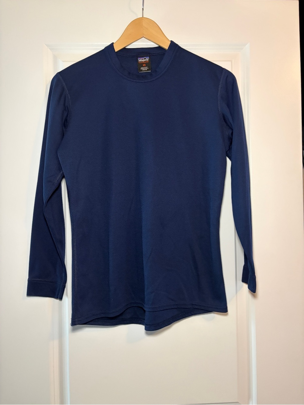 Patagonia | Capilene XS Navy Long Sleeve Layering Outdoor Shirt - Men’s - Unisex
